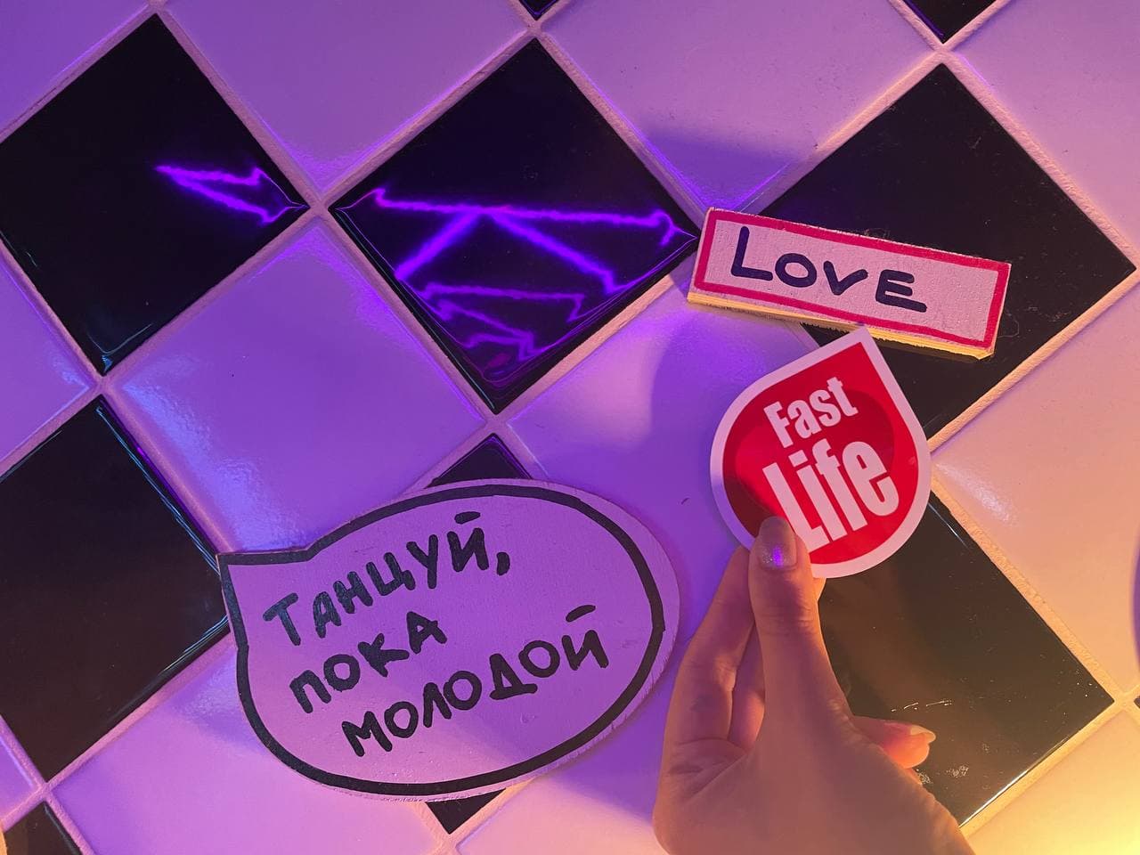 Быстрые Свидания и пять интересных вопросов к девушкам