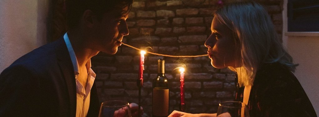 СВИДАНИЕ В ТЕМНОТЕ